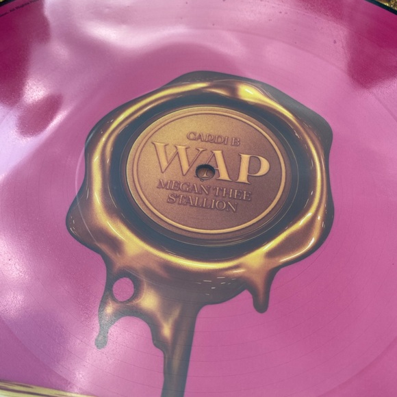 Cardi B WAP Picture Disc Vinyl - Picture 2 of 3